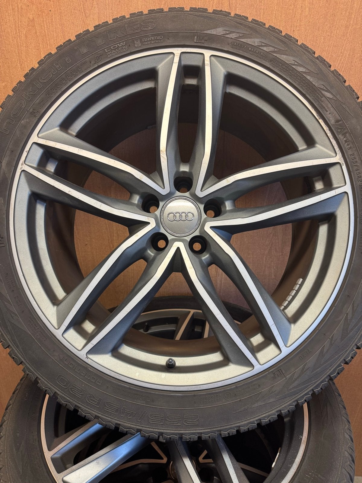 Audi 20 inch velgen met Nokian winterbanden 255/45R20, Auto-onderdelen, Banden en Velgen, Ophalen, Gebruikt, 255 mm, Banden en Velgen