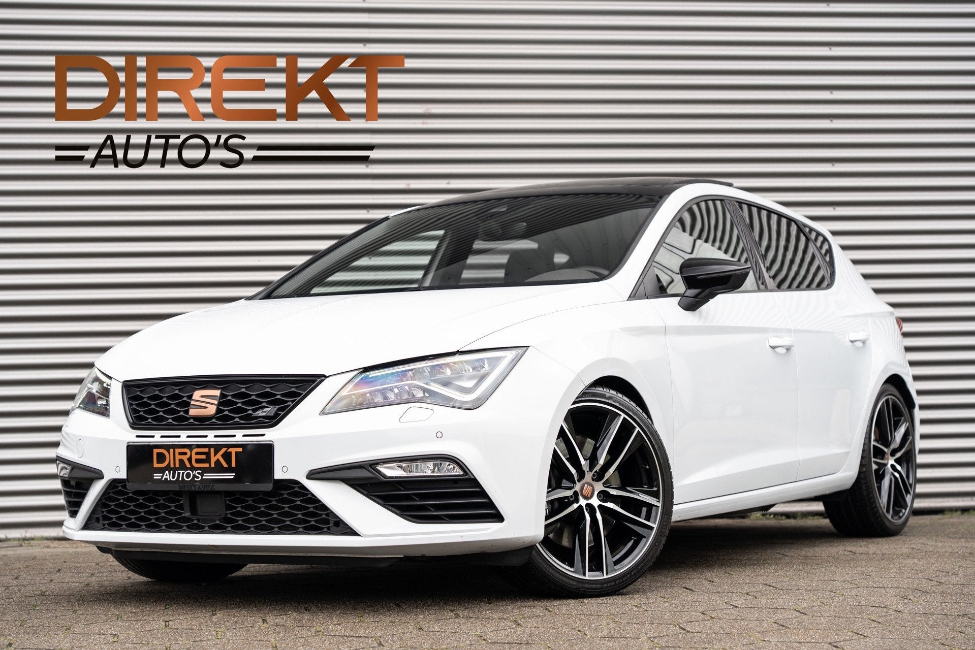 SEAT Leon 2.0 TSI CUPRA PANO BEATS VIRTUAL CAMERA 1 EIGENAAR, Auto's, Seat, 15 km/l, Gebruikt, Zwart, 4 cilinders