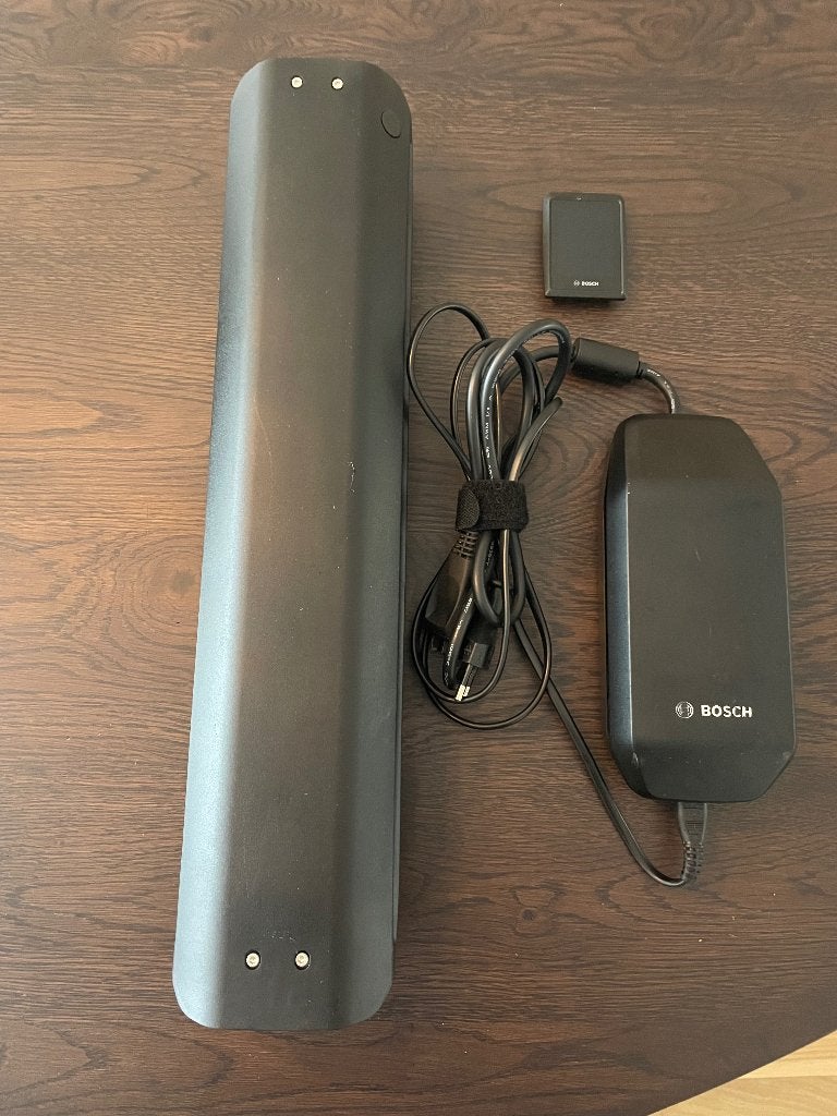 Bosch 500 W/u Accu, 4 Amp. lader en Kiox 300 display BES3, Ophalen of Verzenden, Snelheidssensor, Zo goed als nieuw