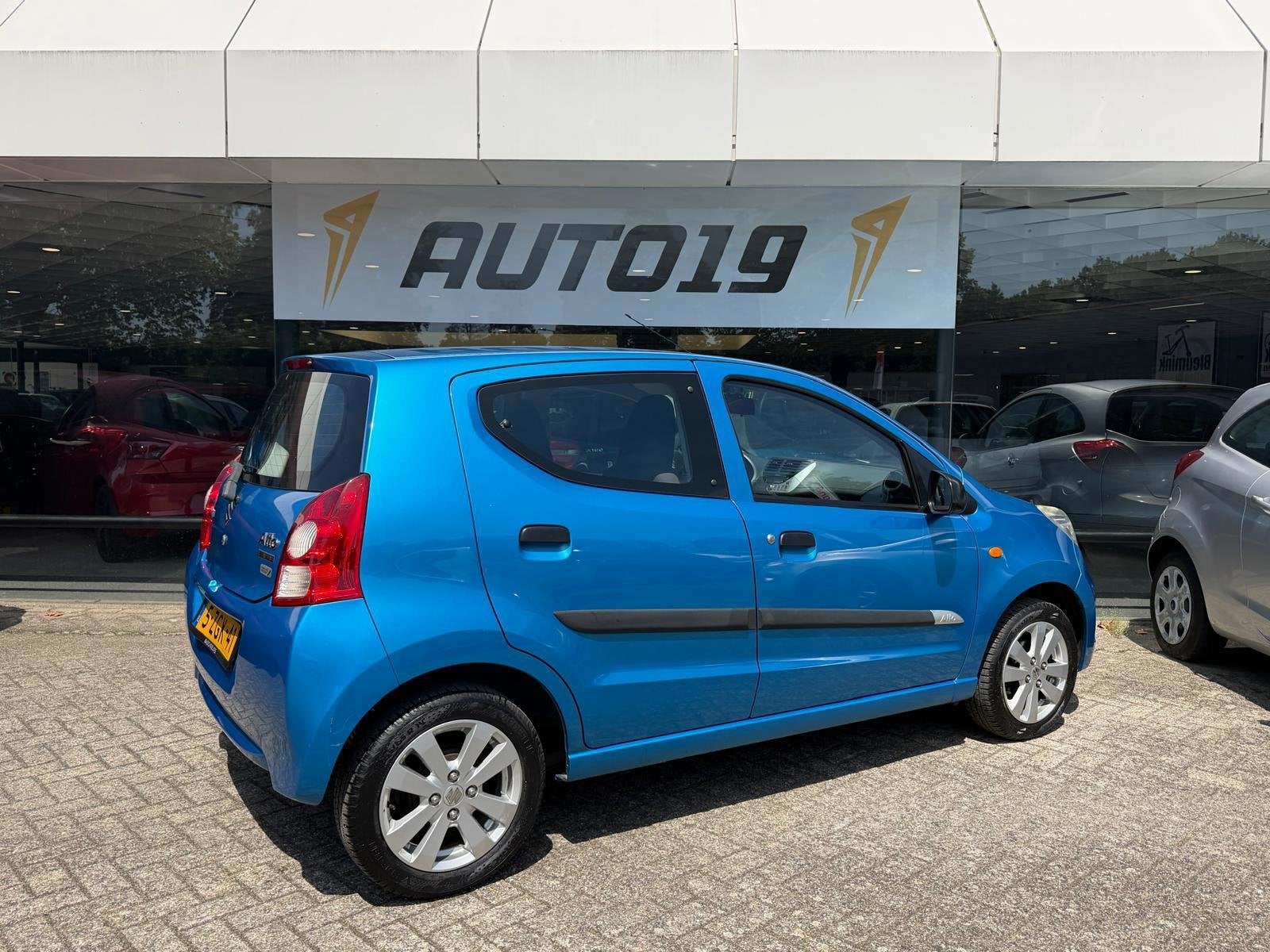 Suzuki Alto 1.0 Celebration EASSS, Voorwielaandrijving, Euro 5, Stof, Gebruikt