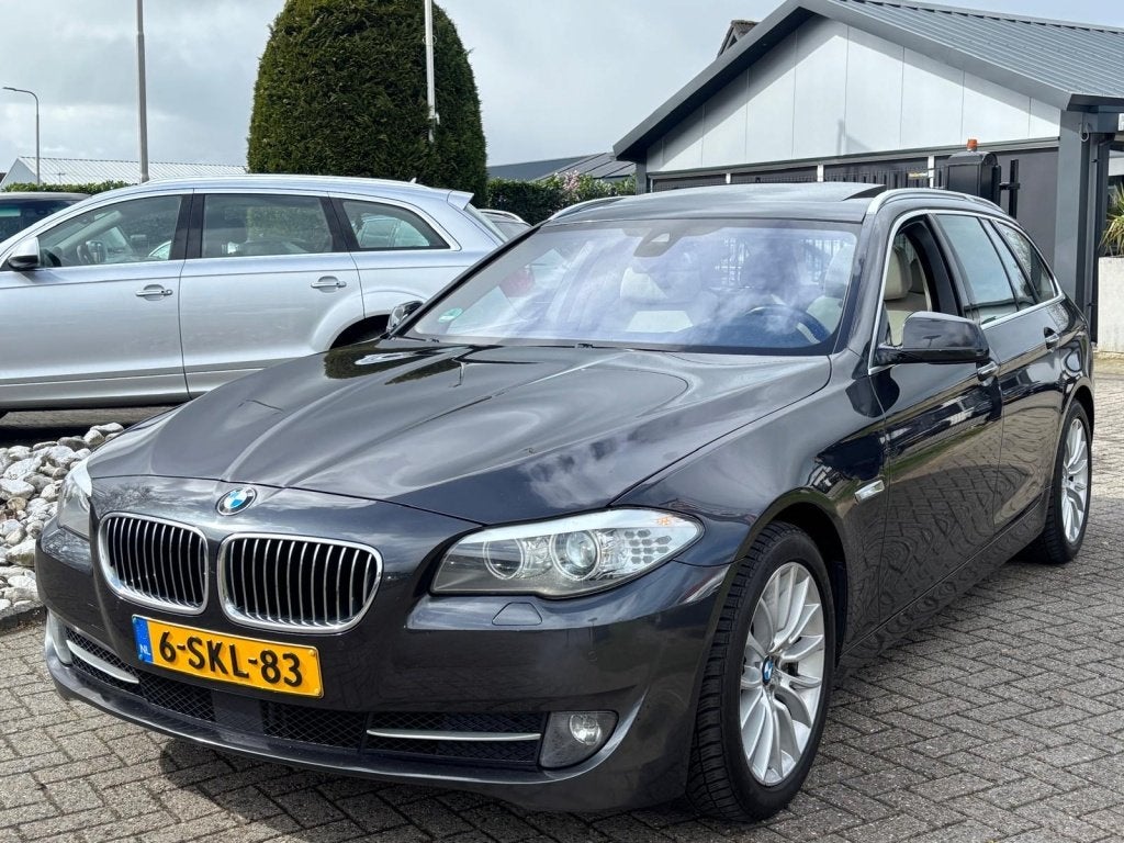BMW 5 Serie Touring 535D High Exe 2013 Pano EXPORTPRIJS EX B, Auto's, BMW, Automaat, Euro 5, Gebruikt, 2993 cc
