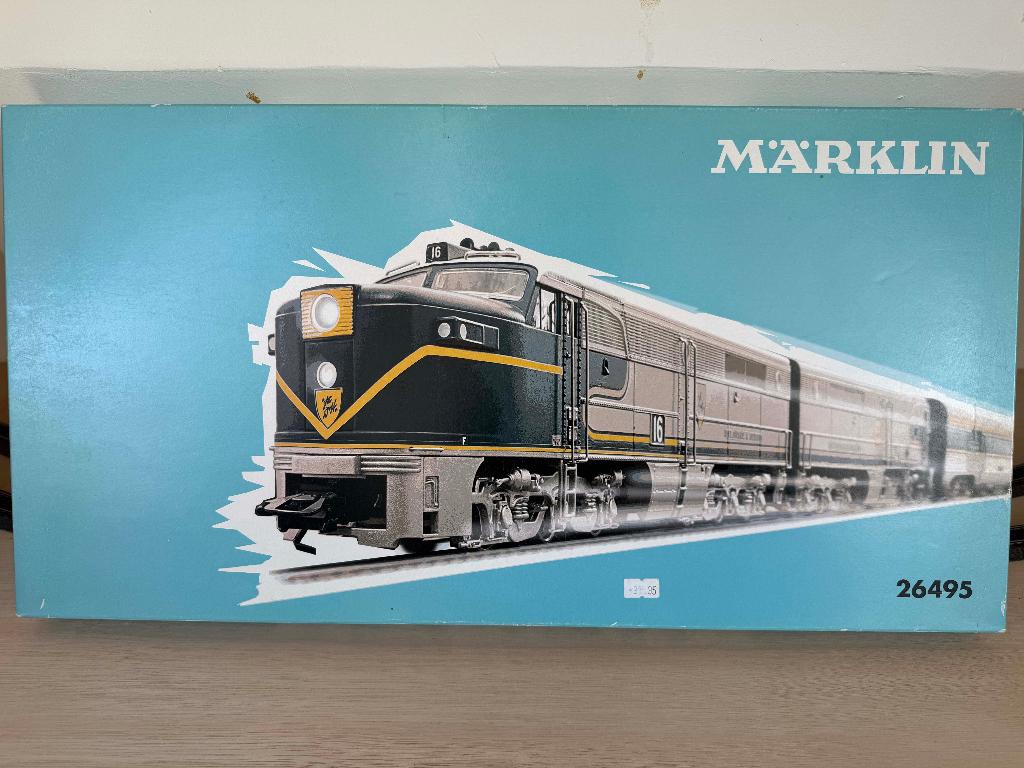 Marklin 26495 Montreal Limited" Passenger Train., Wisselstroom, Locomotief, Nieuw, Ophalen of Verzenden