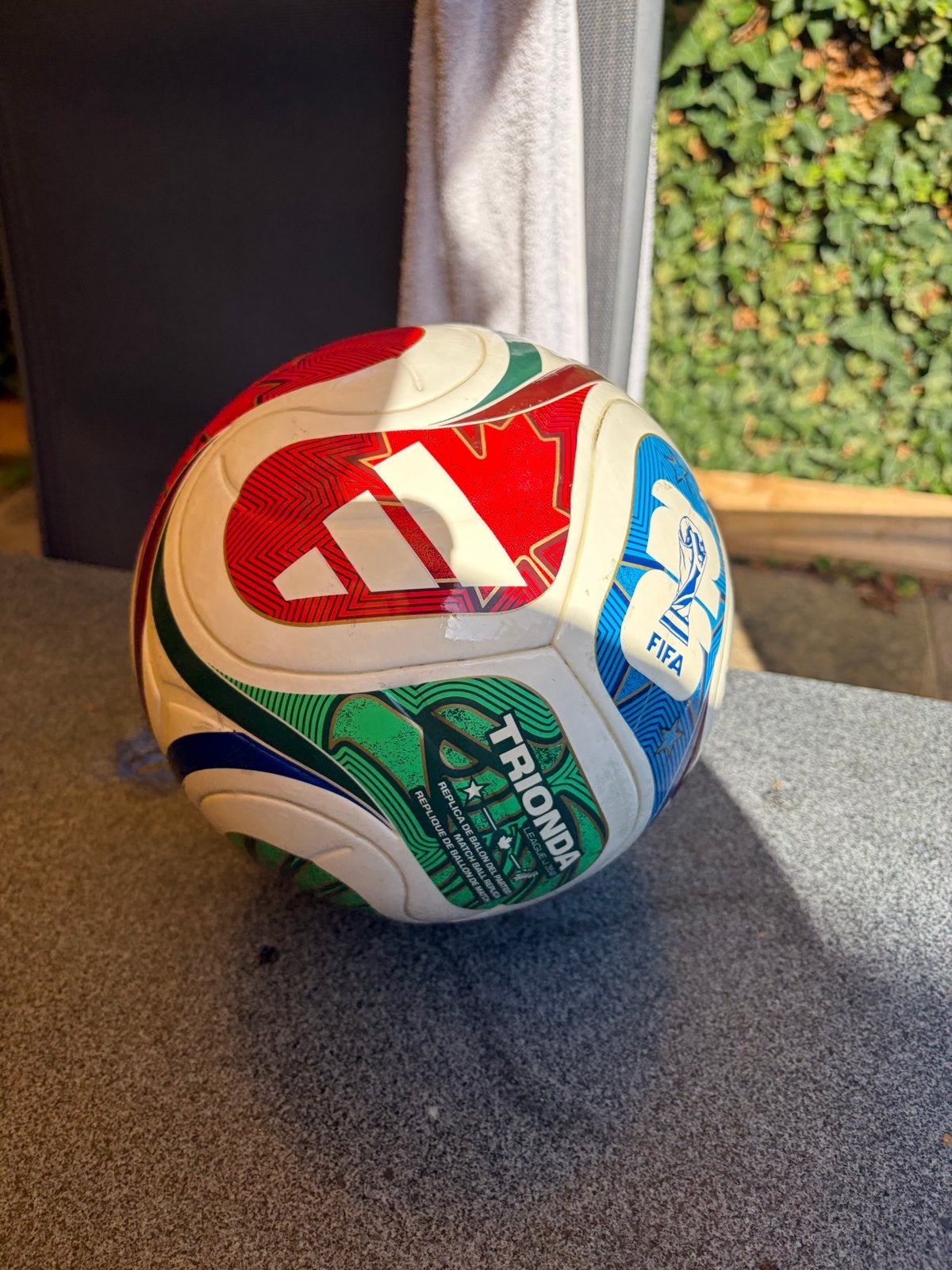 Adidas Trionda WK 2026 Voetbal - Maat 5, Maat XL, Ophalen of Verzenden, Gebruikt, Bal