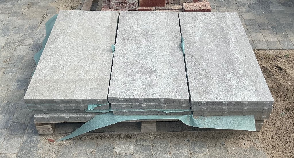 Betontegels lichtgrijs 4,0 m2 - 12x 40x80 cm, Tuin en Terras, Tegels en Klinkers, Ophalen, Zo goed als nieuw, Minder dan 5 m²