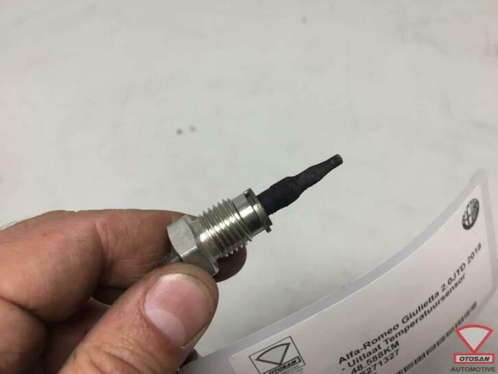 alfa romeo giulietta 2018 uitlaat temperatuursensor 55271327, Gebruikt, Dpofca@stellantis.com, Stellantis Europe S.p.A., Ophalen of Verzenden