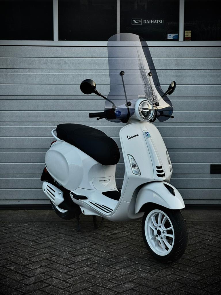 Vespa Primavera 2022 | 6000KM | Mooie staat, Ophalen of Verzenden, Zo goed als nieuw