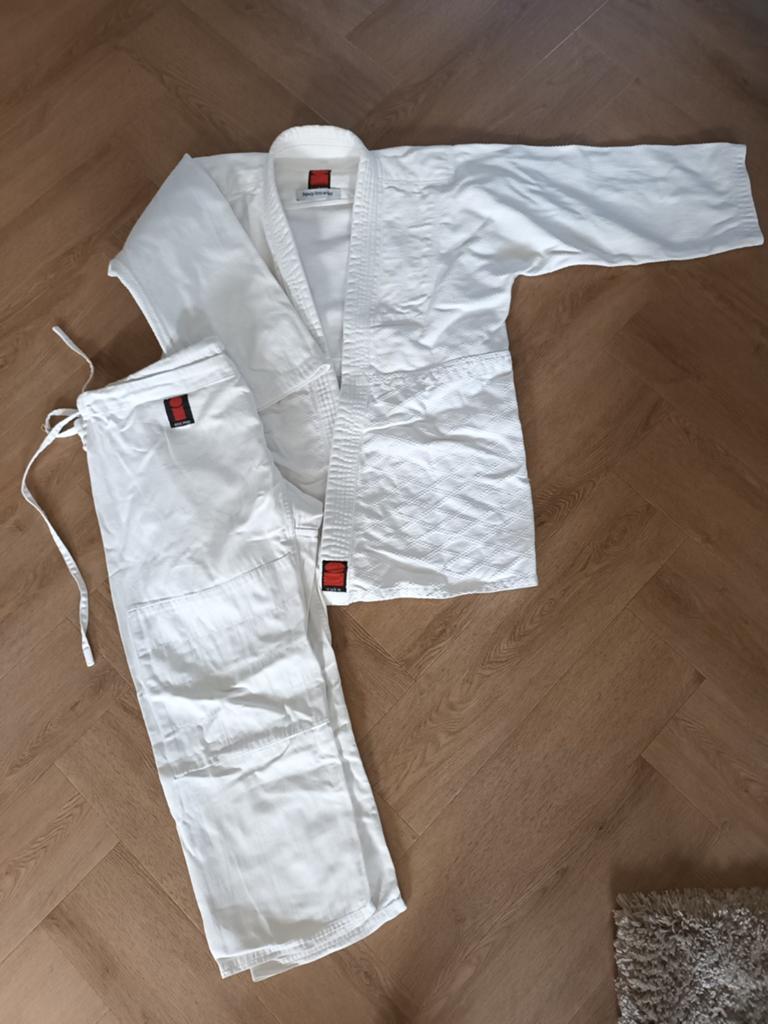 Essimo Yuko Judopak - maat  175 -180, Sport en Fitness, Vechtsporten en Zelfverdediging, Judo, Vechtsportpak, Zo goed als nieuw