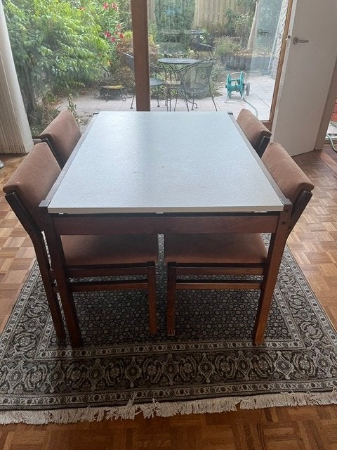 PASTOE eetkamer set TU 30, tafel + 4 stoelen, Ophalen, Gebruikt, Overige kleuren, Vier