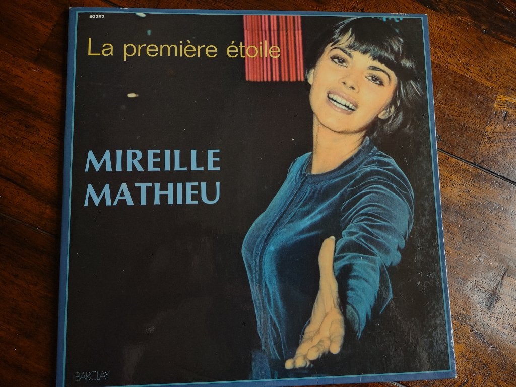 LP - Mireille Mathieu - La premiere étoile, Cd's en Dvd's, Ophalen of Verzenden, Zo goed als nieuw, Pop, LP