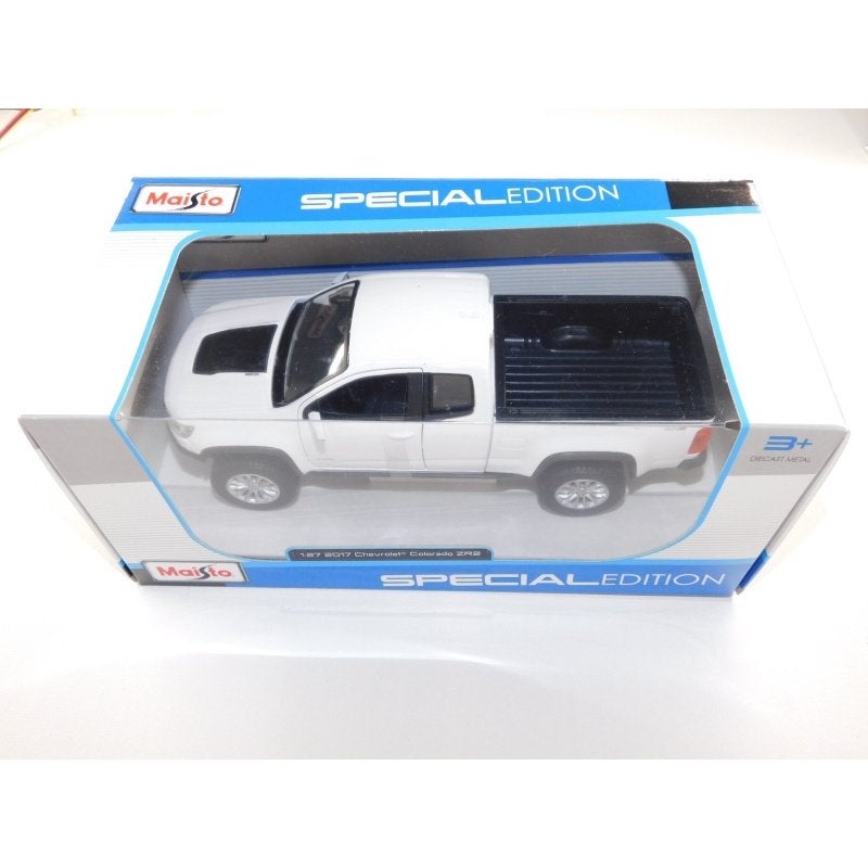 Maisto 2017 Chevrolet Colorado ZR2 Wit 1:24, Hobby en Vrije tijd, Info@geerligsdejong.com, Maisto, Transportweg 9  ⠀ ⠀7007 CL ⠀DOETINCHEM  ⠀ ⠀Nederland