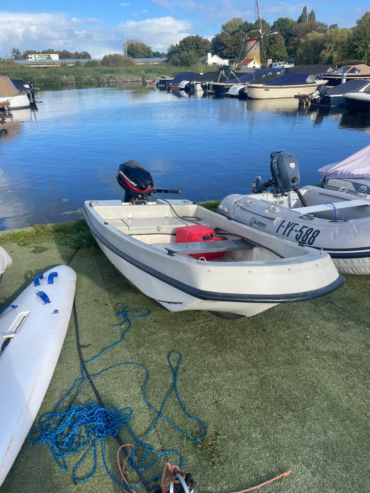 Polyester bootje / roeiboot / motorboot – stevig en niet lek, Ophalen, Gebruikt, Overige typen, Zeilboot of Motorboot