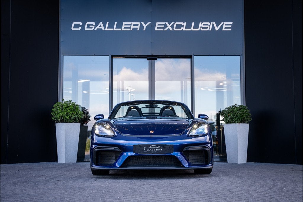 Porsche 718 Spyder 4.0 421PK - Keramisch | Sport Chrono + |, Auto's, Porsche, Automaat, Achterwielaandrijving, Gebruikt, Zwart