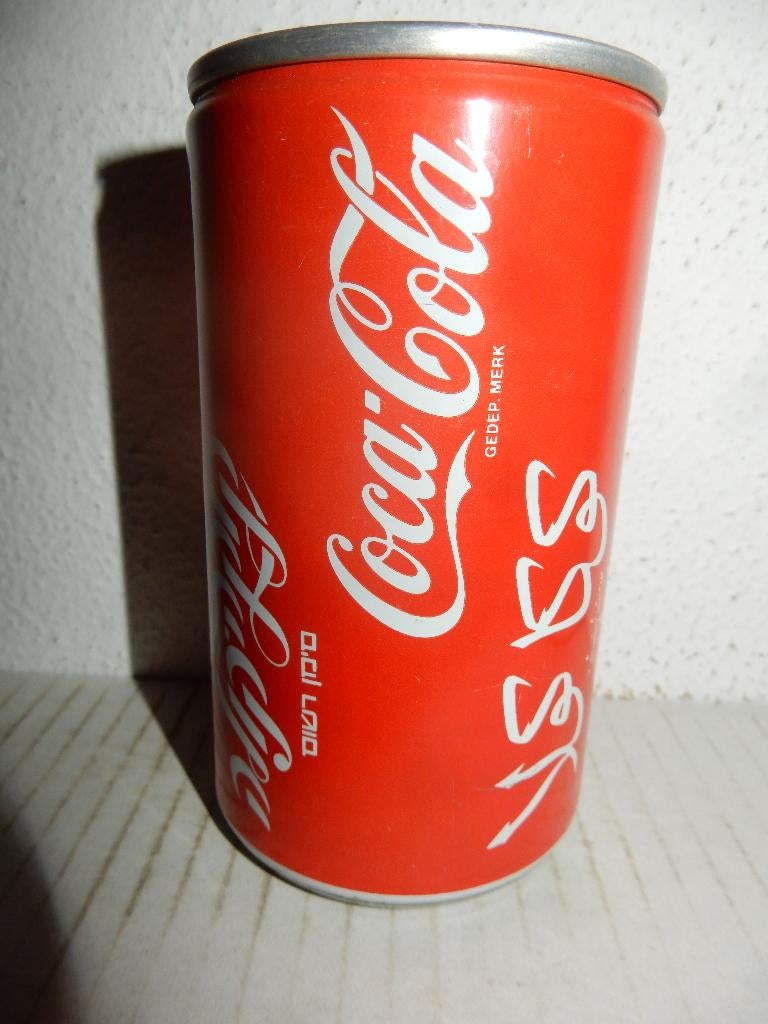 1980's  COCA COLA Spaarpot Blikje (33cl) Leeg !!, Ophalen of Verzenden, Gebruiksvoorwerp