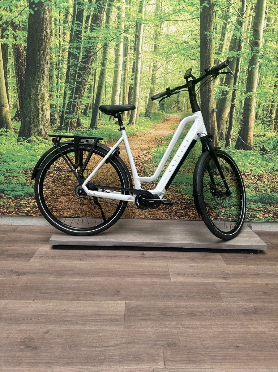 Gazelle Chamonix C5 HMS 500 WH accu Dames Wit 57cm, Fietsen en Brommers, Elektrische fietsen, Ophalen, Gebruikt, -, -