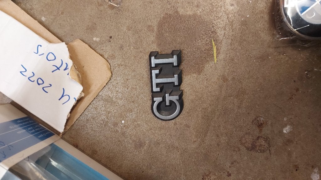 GTI embleem ORIGINEEL OEM, Achterklep, Volkswagen, Nieuw, Ophalen of Verzenden