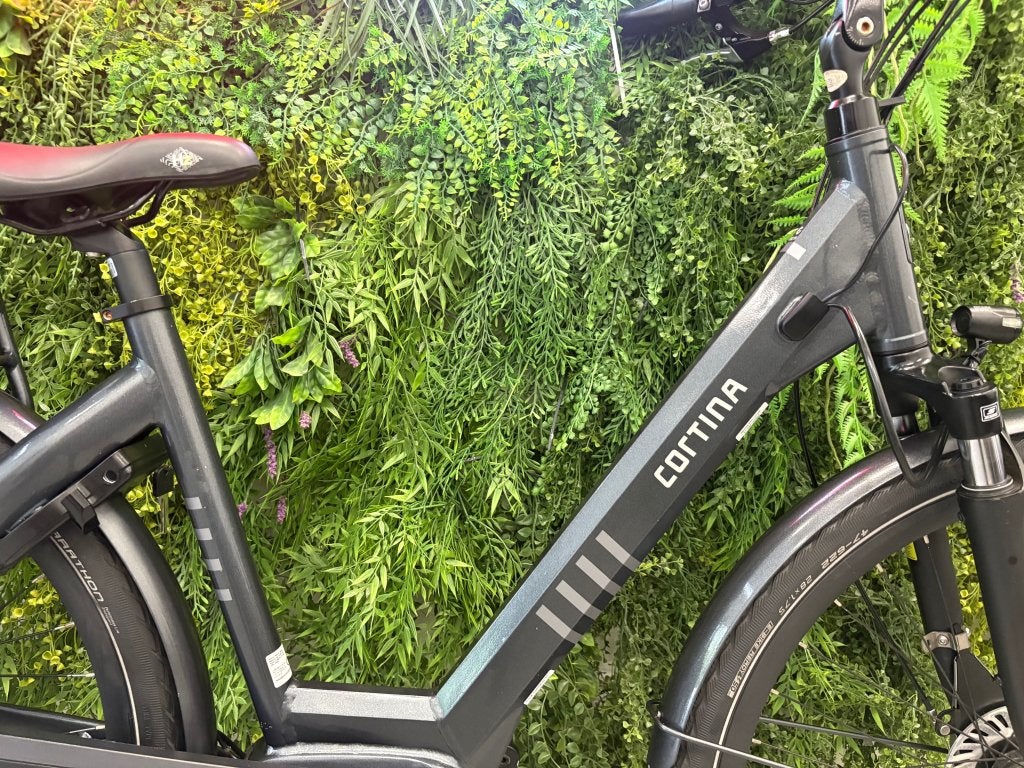 Cortina E-Octa | Bafang M400 80Nm | 450Wh | Slechts 2031km, Niet ingevuld, Niet ingevuld, Ophalen of Verzenden, Zo goed als nieuw