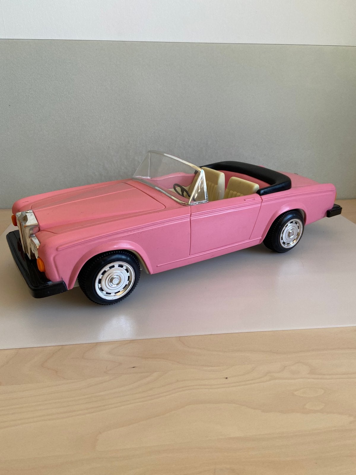 Roze Barbie Rolls Royce Corniche Cabriolet  jaren 80 auto, Ophalen, Gebruikt