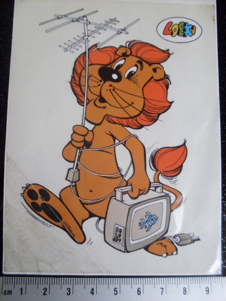 ruit sticker Loeki de Leeuw draagbare tv antenne ontvangst, Verzamelen, Verzenden, Zo goed als nieuw, Film, Tv of Omroep