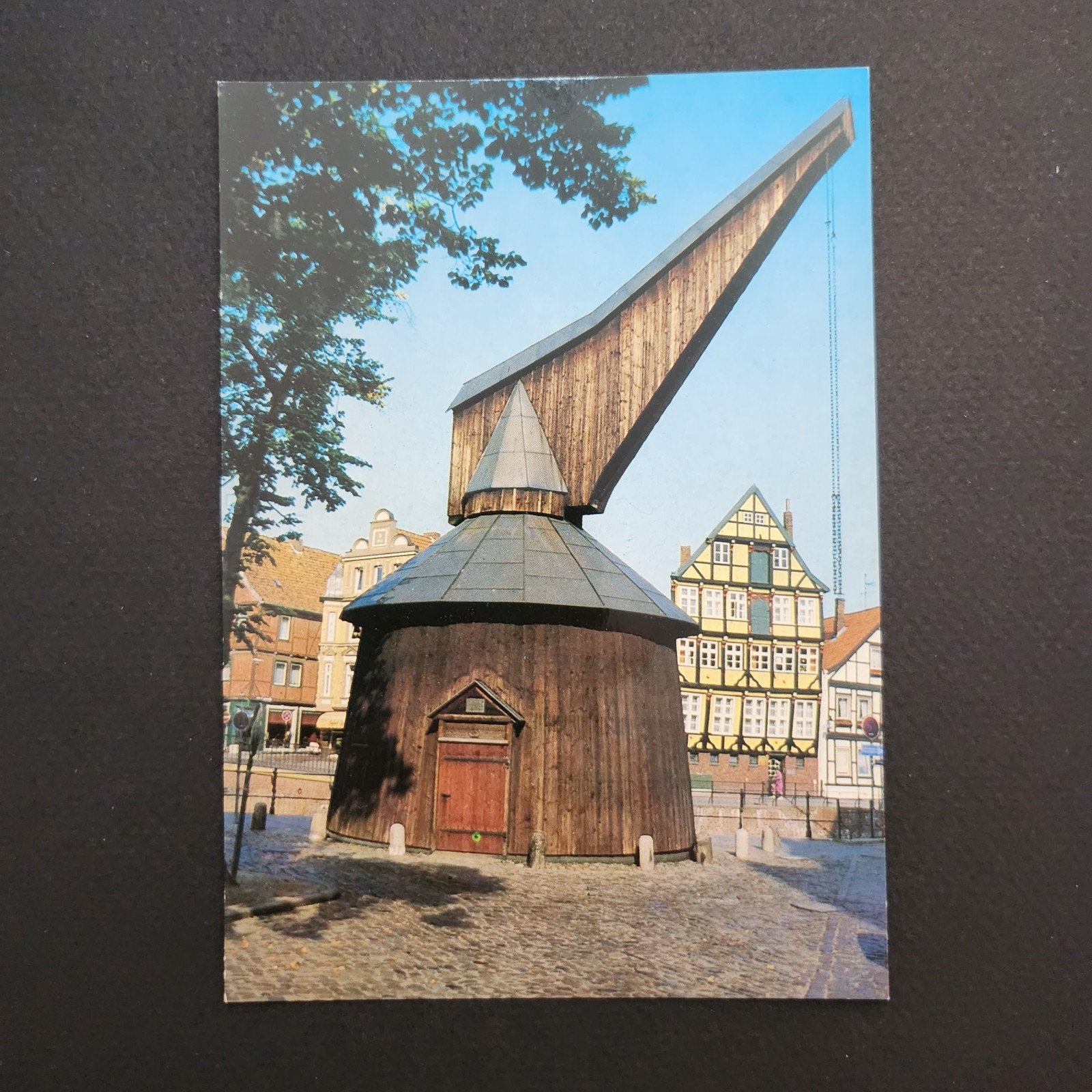 Historische kraan aan de oude haven van Stade/Elbe, Verzenden, Duitsland