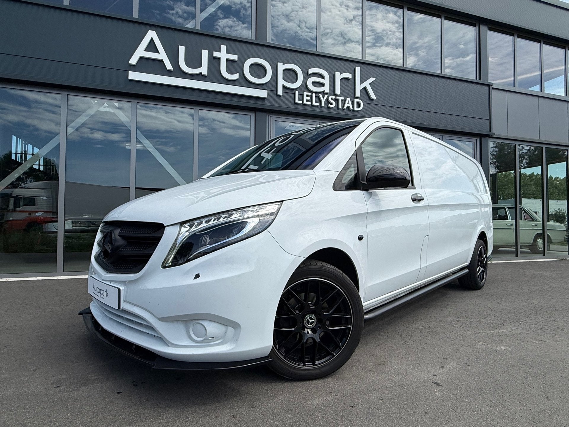 Mercedes-Benz Vito 111 CDI Functional Extra Lang BODYKIT KAM, Voorwielaandrijving, Gebruikt, 4 cilinders, Wit