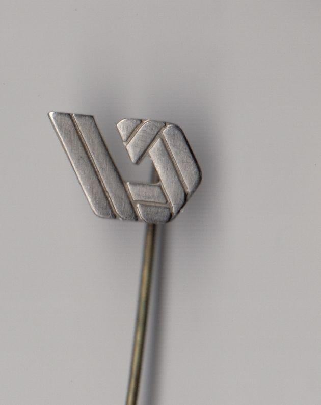 Vroom en Dreesman Warenhuis logo V&D speldje, Gebruikt, Niet vindbaar, Niet vindbaar, Speldje of Pin