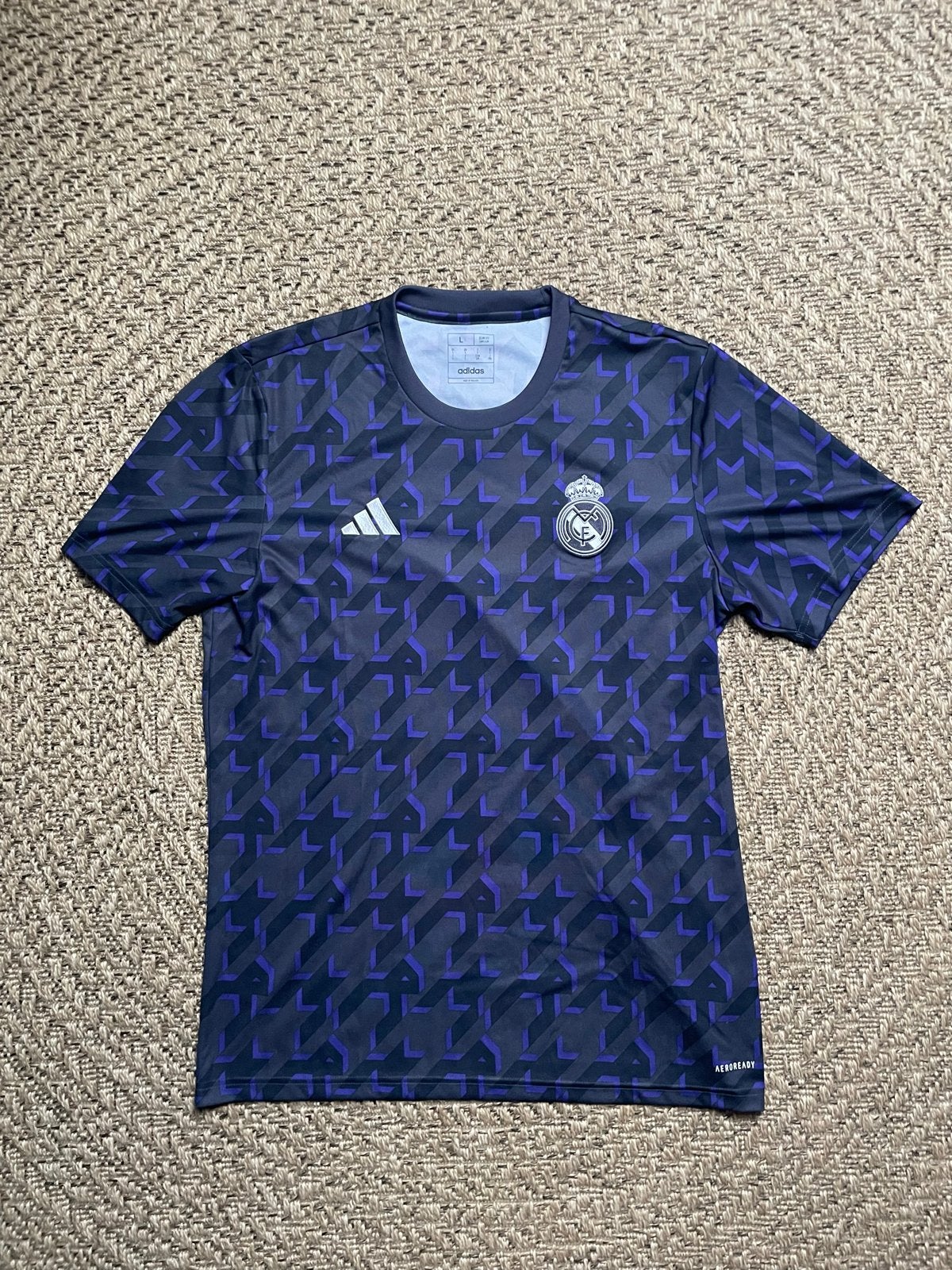 Real Madrid Trainingsshirt Maat L, Verzenden, Zo goed als nieuw, Maat 52/54 (L), Meerkleurig