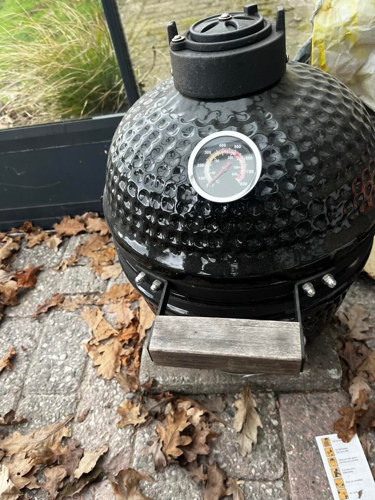Kamado mini, Tuin en Terras, Houtskoolbarbecues, Ophalen, Zo goed als nieuw