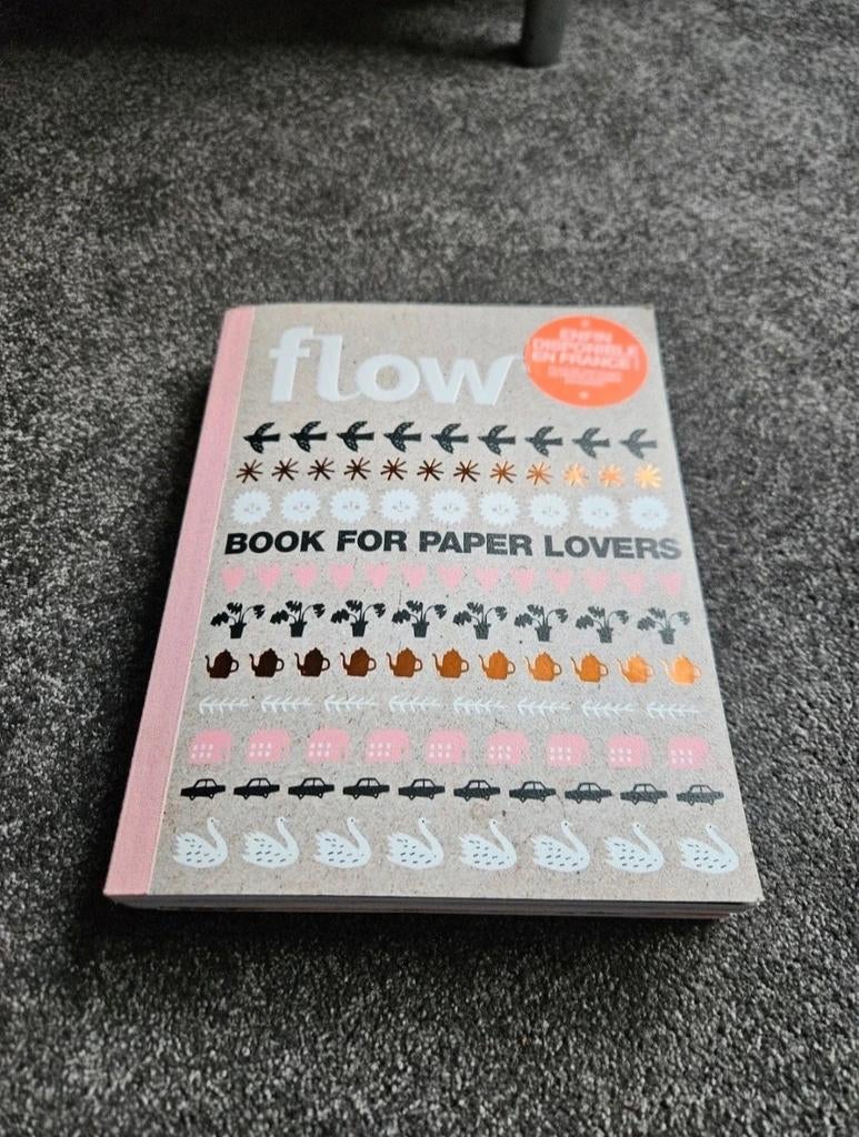 Flow Book for Paper Lovers 5 Paperlovers Paperbook 5e editie, Boeken, Ophalen of Verzenden, Zo goed als nieuw, Scrapbooking en Knutselen