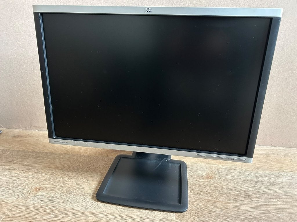 HP Compaq LA2405x 24 inch monitor, Computers en Software, Ophalen, Gebruikt, In hoogte verstelbaar, DisplayPort
