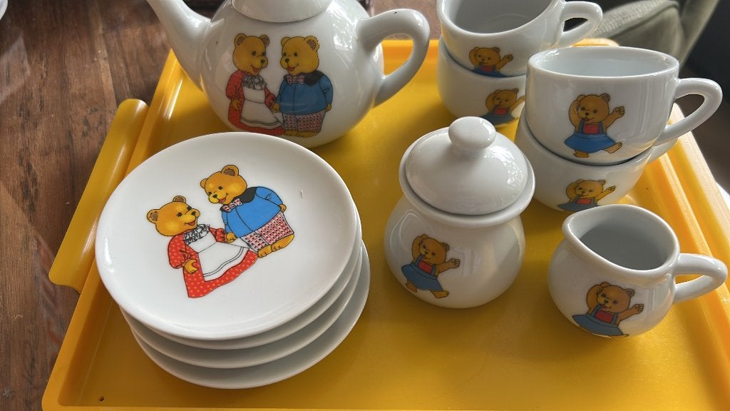 Servies, Ophalen, Zo goed als nieuw, Meisje
