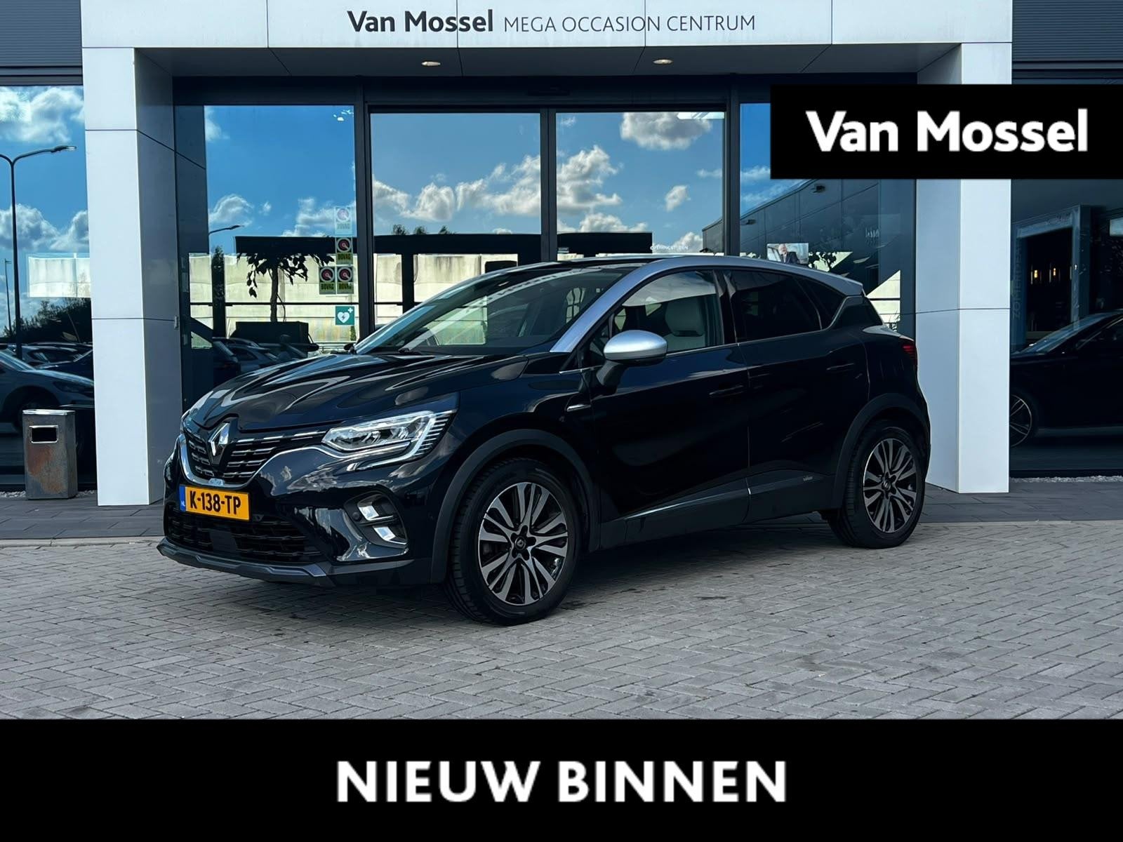 Renault Captur 1.6 E-Tech Plug-in Hybrid 160 Initiale Paris