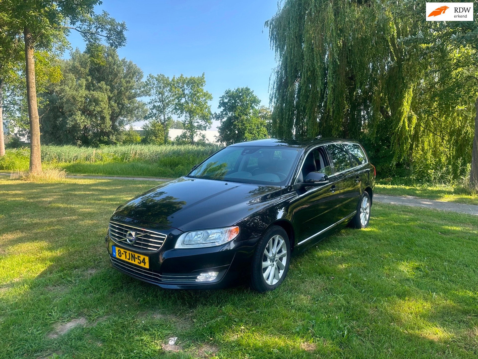 Volvo V70 1.6 T4 Nordic+ Airco PDC Cruise, Auto's, Voorwielaandrijving, Gebruikt, 1481 kg, Zwart