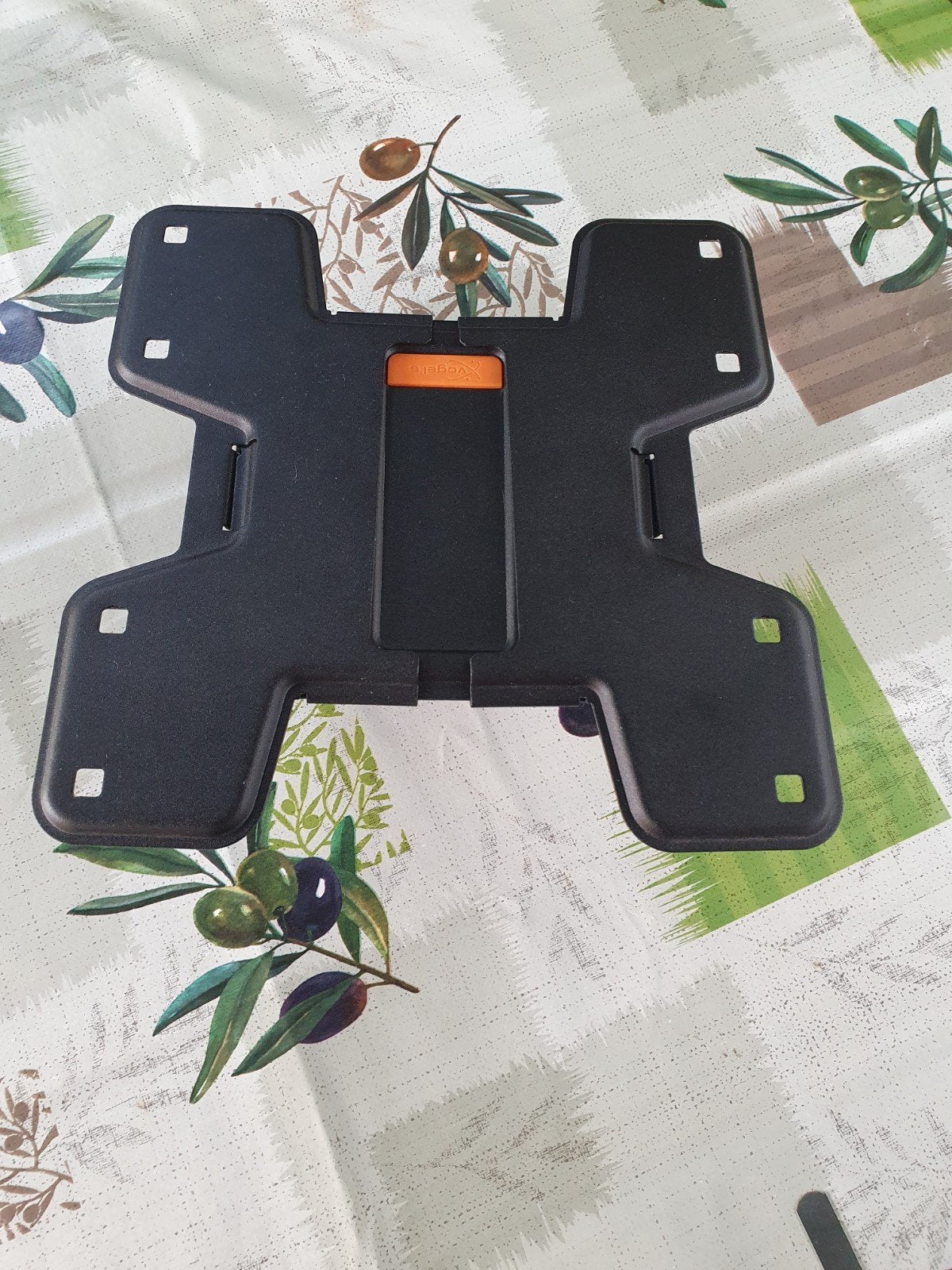 Vogel tv wandbeugel Wall2115 black, Ophalen of Verzenden, Zo goed als nieuw