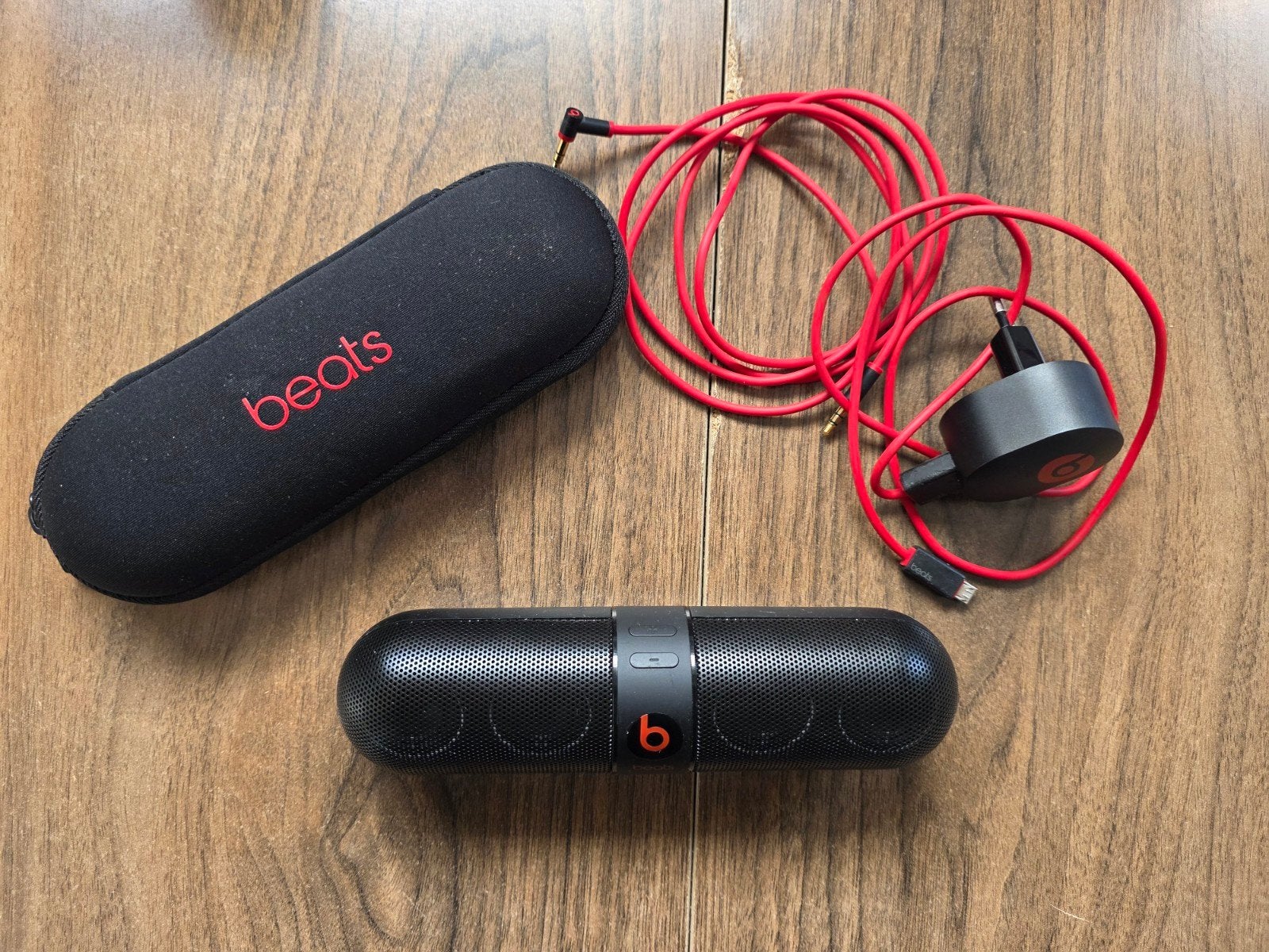Beats Pill 2.0 Draagbare Bluetooth Speaker Zwart B0513, AUX-ingang, Ophalen of Verzenden, Zo goed als nieuw, Draagbare speaker