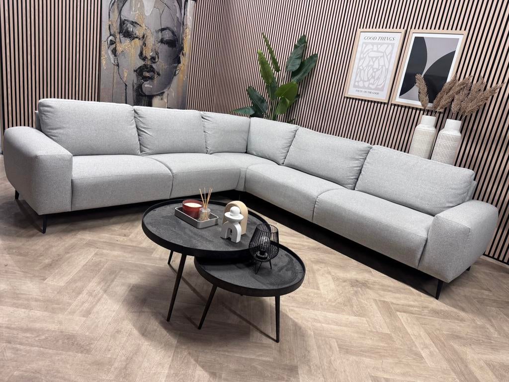 ZGAN Moderne Home Center Hoekbank - Grijs - 297 x 277, Huis en Inrichting, Banken | Bankstellen, Zo goed als nieuw, Hoekbank, Vierpersoons of meer