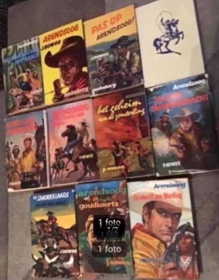12 oude Arendsoog uitgaves door Nowee, Boeken, Ophalen of Verzenden, Gelezen