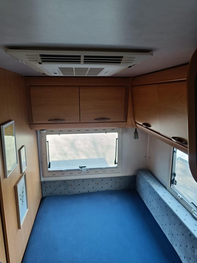 Foto 12 van Topstaat: 6-persoons Hymer BR598 camper | APK: maart 2027