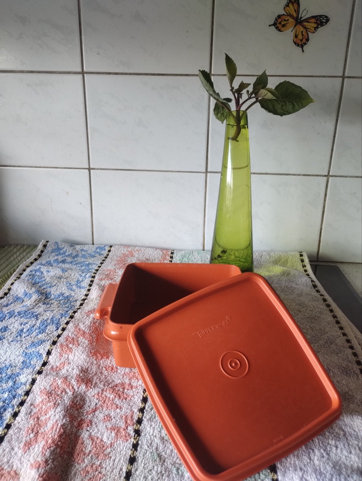Tupperware oranje lunch/bewaar doos., Ophalen of Verzenden, Gebruikt, Oranje, Bewaardoos