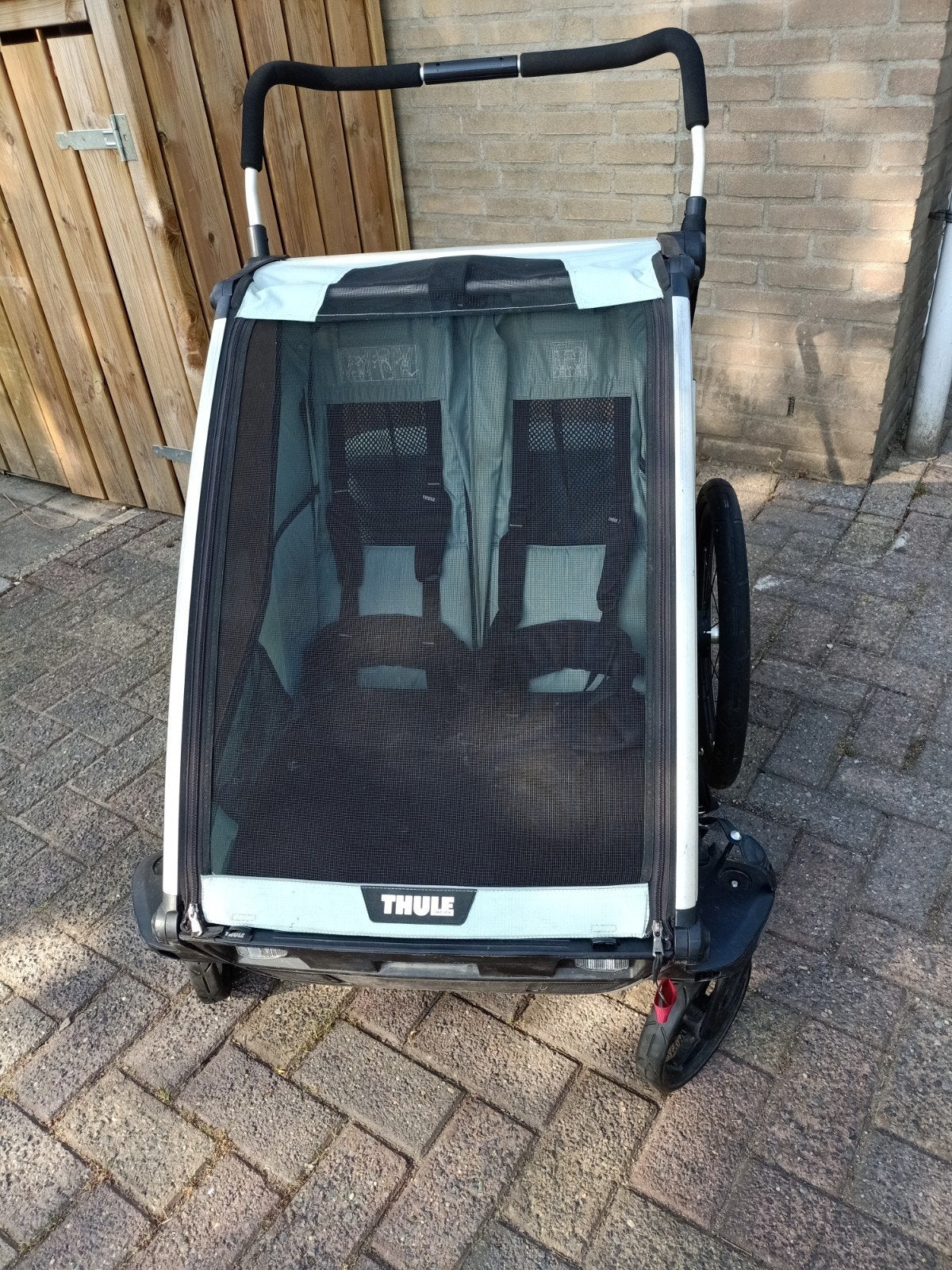 Thule Chariot Cross 2 Kinderkar - Compleet en Opvouwbaar, Fietsen en Brommers, Fietsaccessoires | Aanhangers en Karren, Ophalen