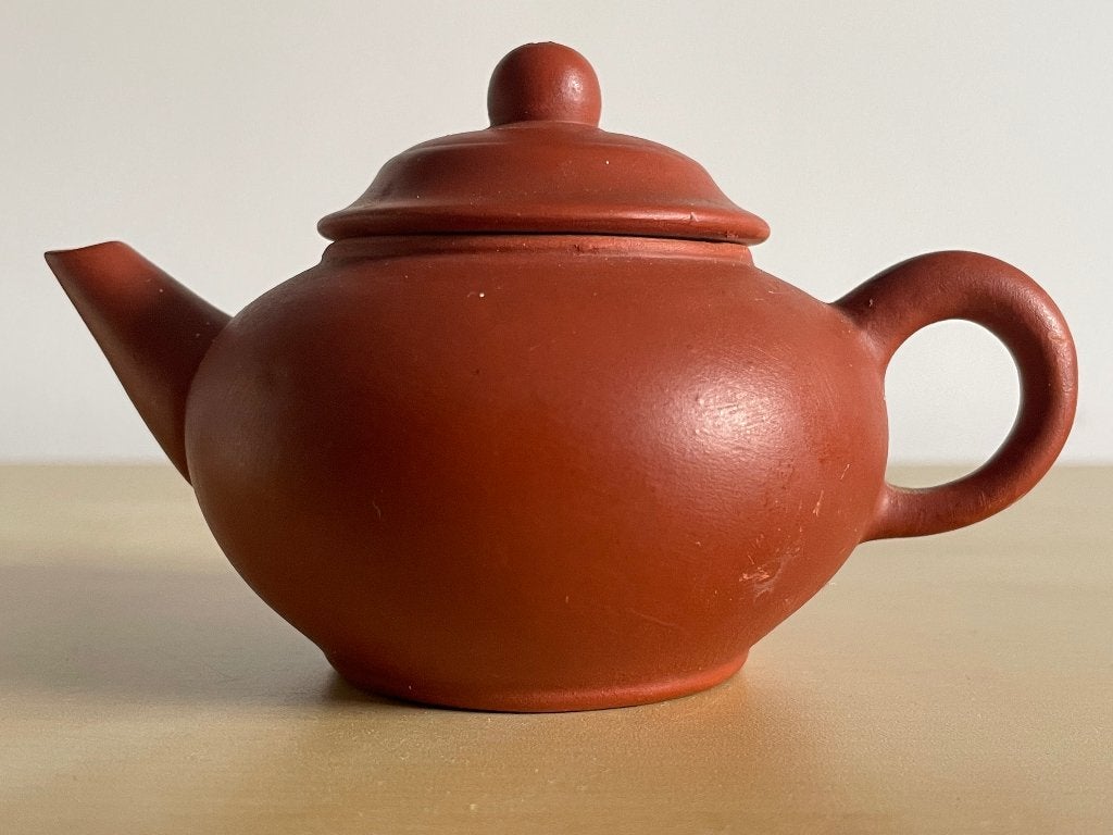 Chinees Yixing theepotje / trekpotje  Early Factory 1 Period, Verzenden