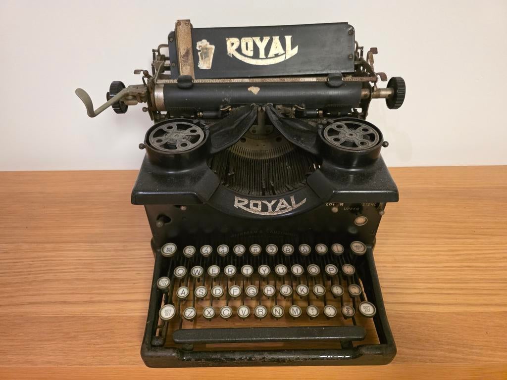 Royal typemachine, Ophalen, Gebruikt