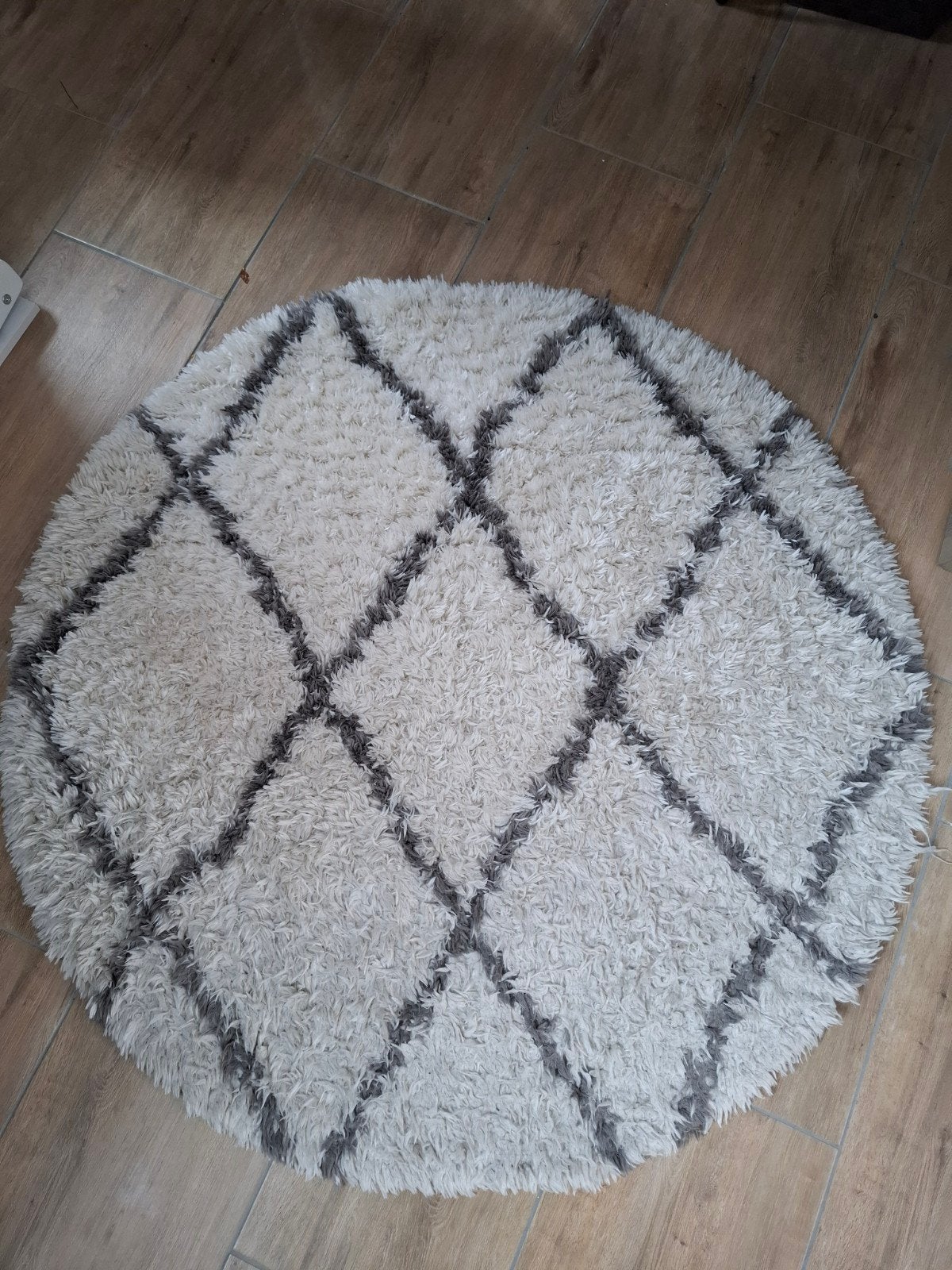 Rond vloerkleed met ruitpatroon - Crème/Grijs, Huis en Inrichting, Stoffering | Tapijten en Kleden, Gebruikt, Rond, Ophalen of Verzenden