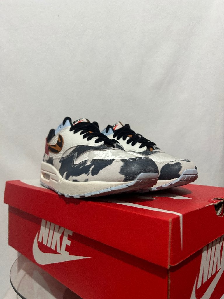 BIJNA NIEUW! Maat 43 - Nike Air Max 1 Tiger Great Indoors, Overige kleuren, Verzenden, Nike, Nike