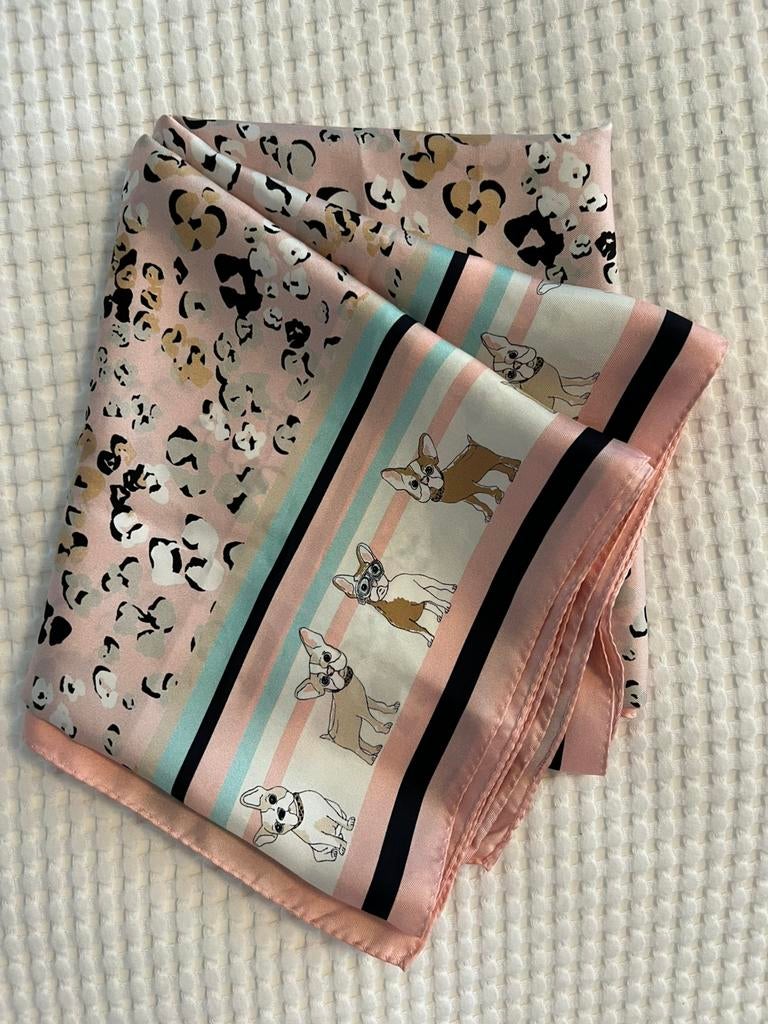 Marccain pure silk scarf, Ophalen of Verzenden, Zo goed als nieuw, Maat 42/44 (L), Sjaal