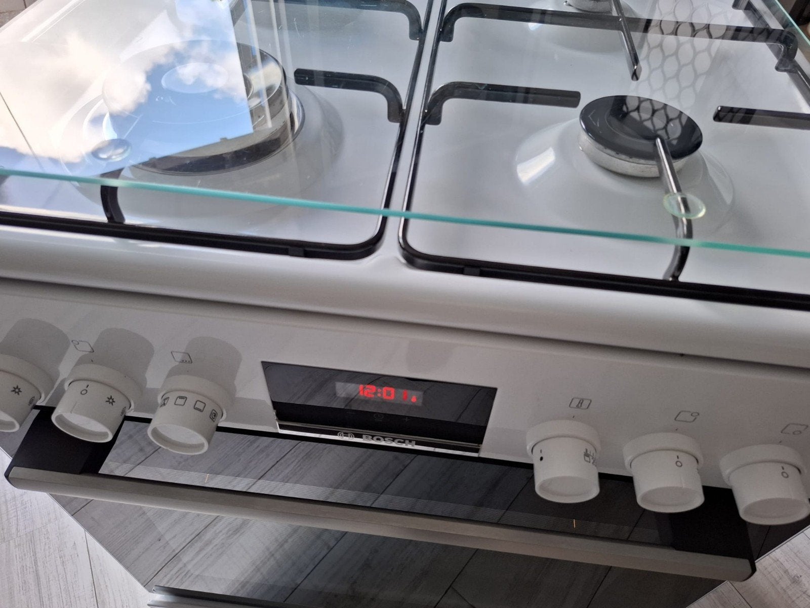 Bosch Vrijstaand Gasfornuis met Oven, Ophalen, 60 cm of meer, 4 kookzones, Zo goed als nieuw