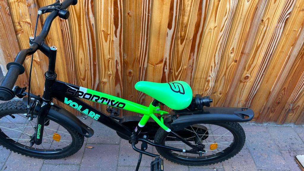Sportivo Volare kinderfiets 18 inch - Zwart/Groen, Ophalen of Verzenden, Gebruikt, Terugtraprem, 16 tot 20 inch