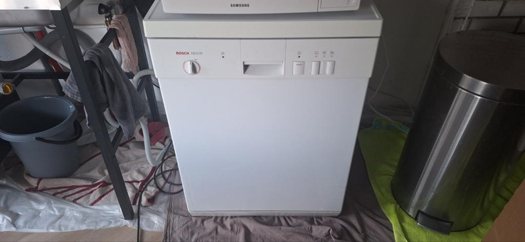 Mooie vrijstaande vaatwasser van Bosch! Werkt perfect, TEAB, Witgoed en Apparatuur, Vaatwasmachines, Ophalen