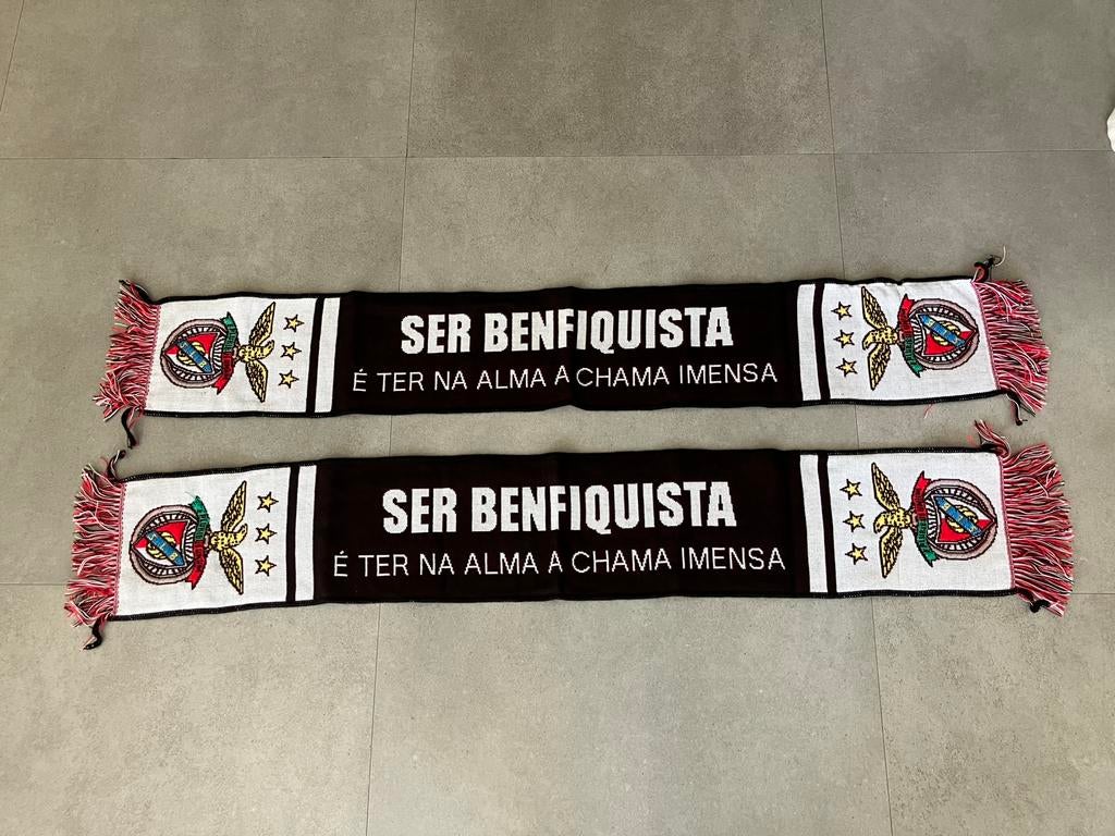 Benfica sjaal(s), Verzamelen, Sportartikelen en Voetbal, Ophalen of Verzenden, Nieuw, Buitenlandse clubs, Vaantje of Sjaal