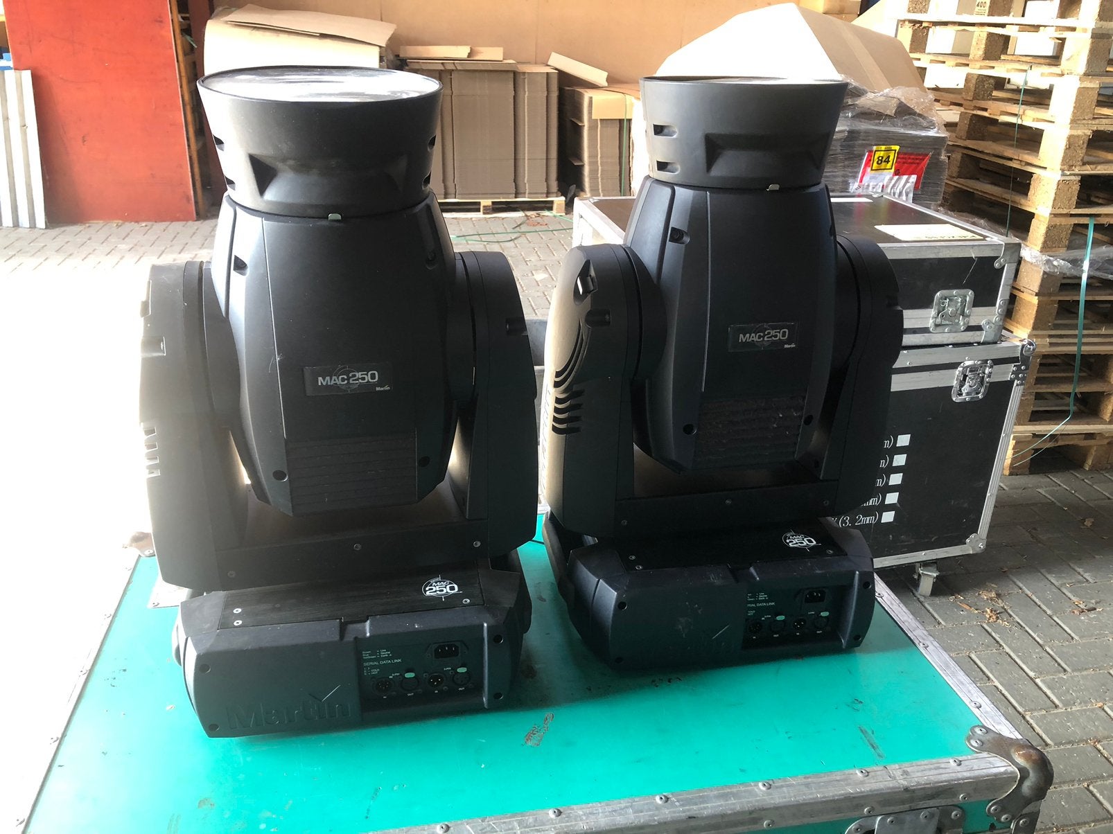 Mac 250 beam 8x-incl case 4x, Ophalen, Zo goed als nieuw, Licht