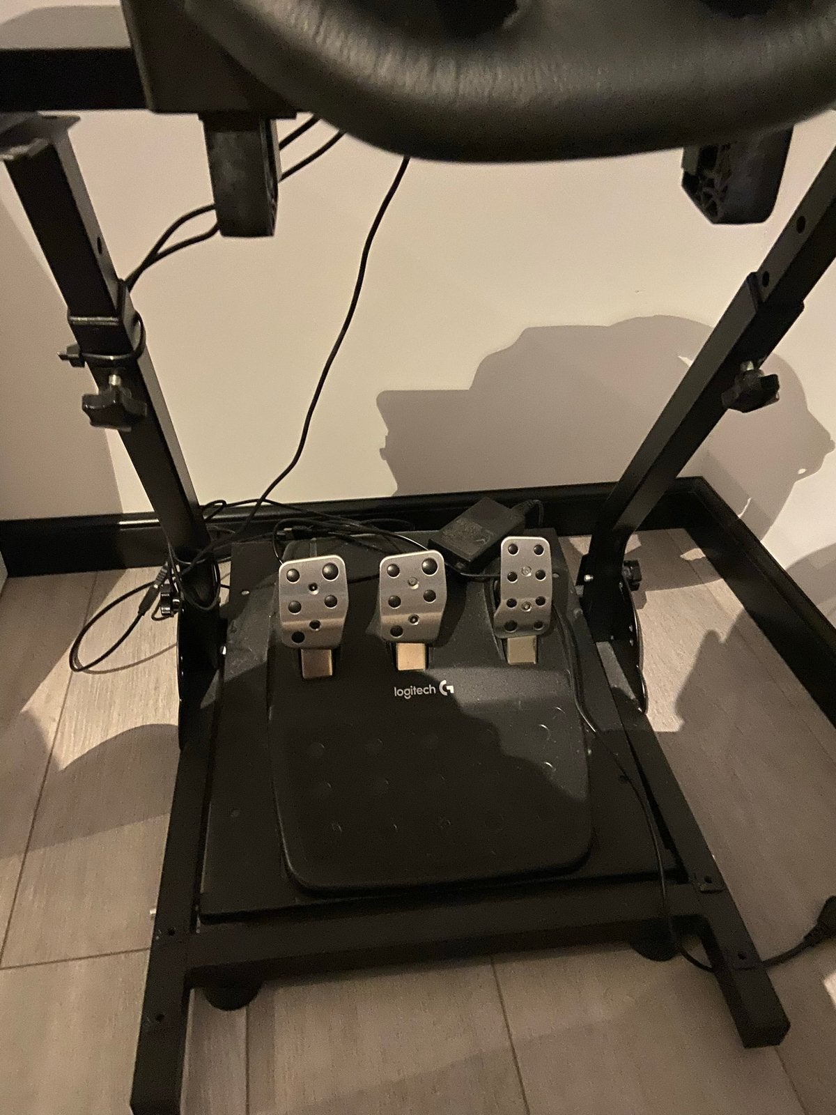Logitech G29 racestuur met pedalen en Wheel Stand Pro, Racestuur, Force feedback, Zo goed als nieuw, Logitech
